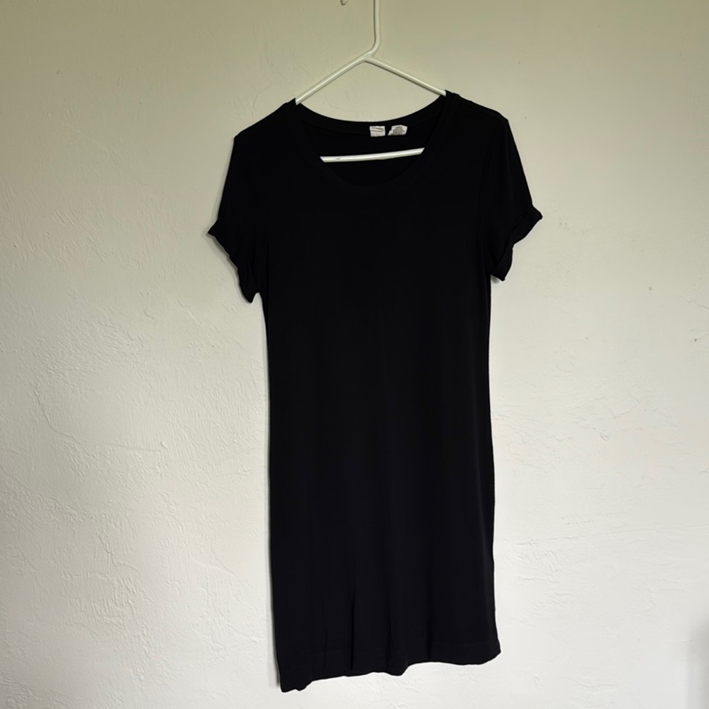Artisan Ny Classic Black dress